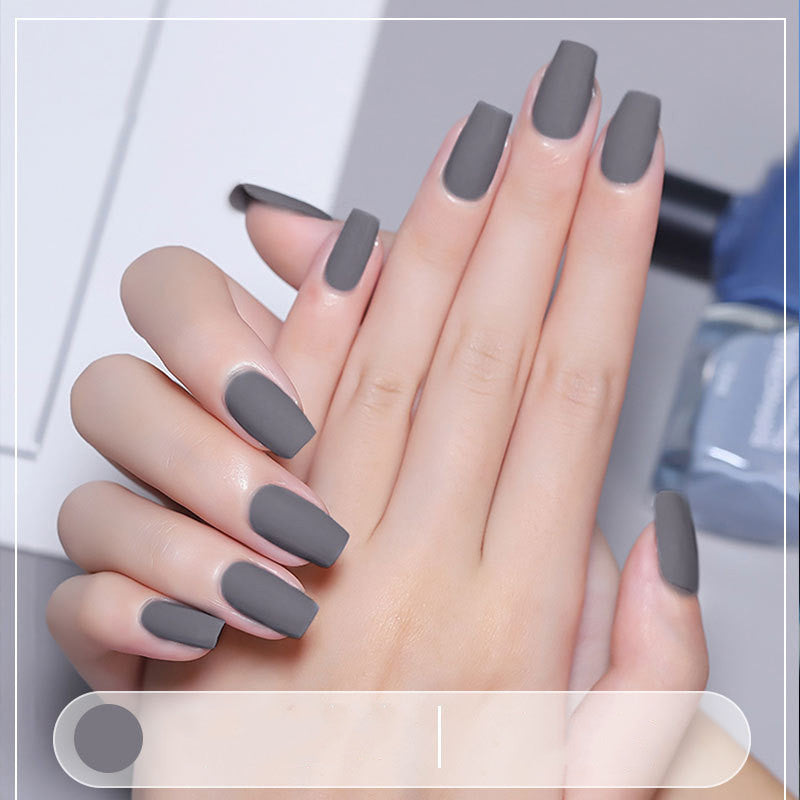 Matte matte nail polish